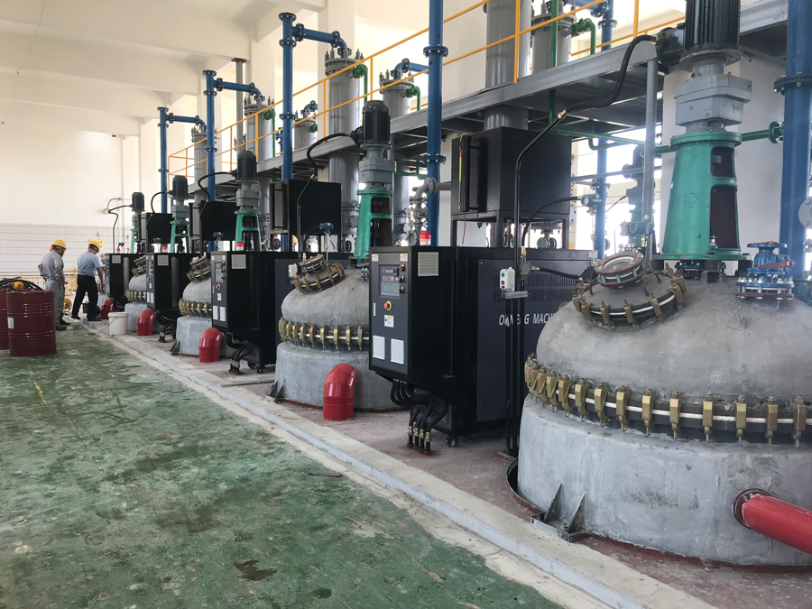 反應釜用冷熱導熱油循環加熱機的案例介紹